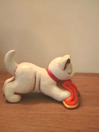 Gatto con coperta thun vintage