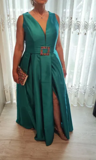 Vestido de fiesta verde usado una vez