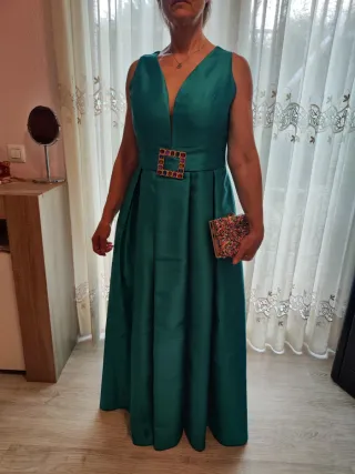 Vestido de fiesta verde usado una vez