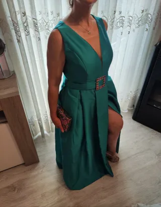 Vestido de fiesta verde usado una vez