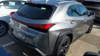 Lexus UX 250h Business 2WD 135 kW (184 CV)