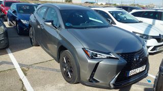 Lexus UX 250h Business 2WD 135 kW (184 CV)