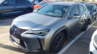 Lexus UX 250h Business 2WD 135 kW (184 CV)