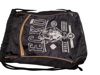 Mochila skater Ecko Negra y Dorada