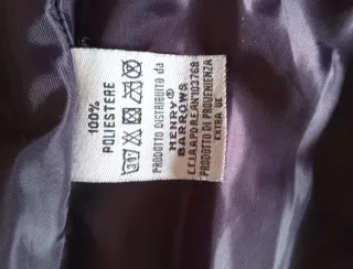 Piumino melanzana con cappuccio