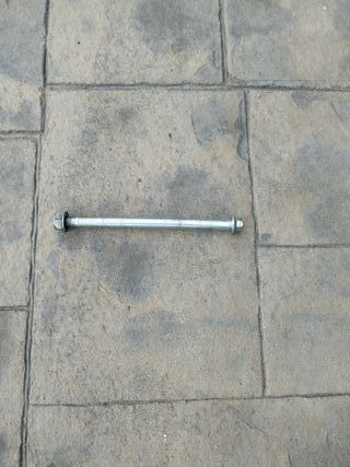 Eje Rueda Delantera Honda PCX 125