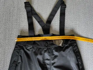 Pantalón de esquí para niño nuevo con etiquetas