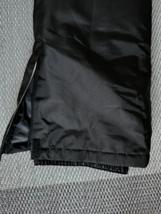 Pantalón de esquí para niño nuevo con etiquetas