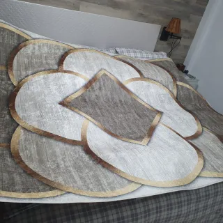 Alfombra moderna beige y gris