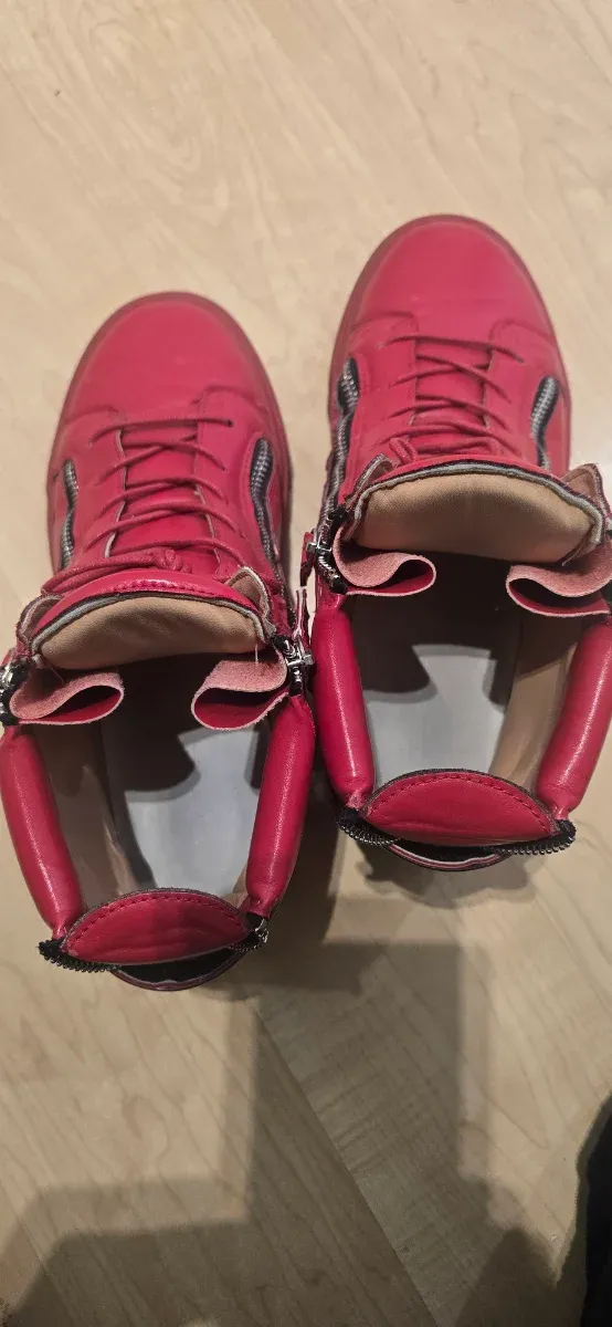 Botas Giuseppe Zanotti Rojas