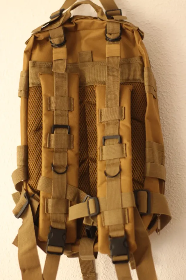 Mochila Táctica Beige/Marrón.