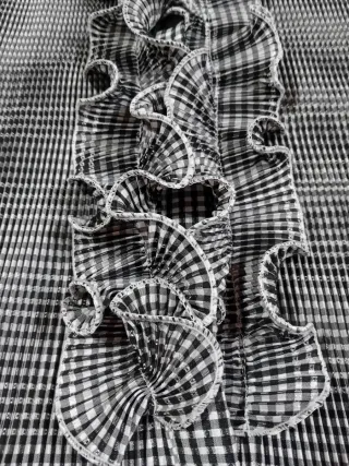 Camicetta plissettata con ruches