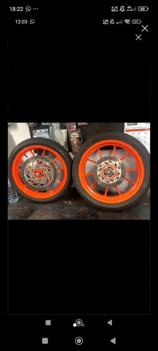 Llantas Naranja para Moto