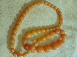 Collana ovale simil ambra