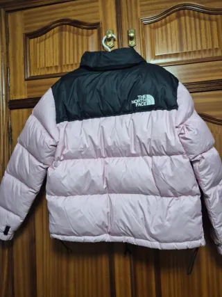 The North Face Chaquetón Plumífero Rosa y Negro