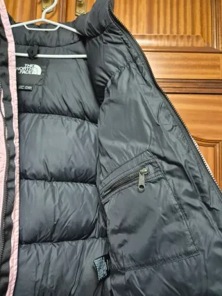 The North Face Chaquetón Plumífero Rosa y Negro