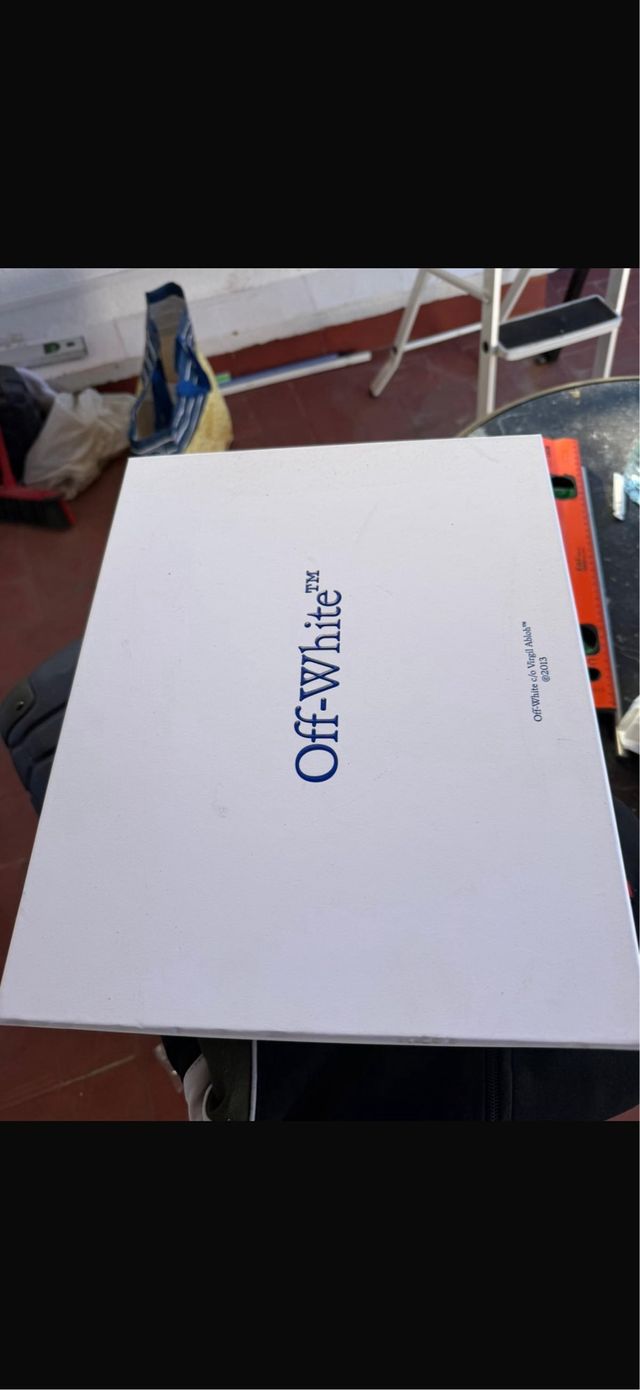 Zapatillas Off-White Nuevas