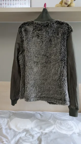 Cazadora hombre verde forro pelo