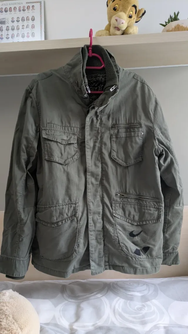 Cazadora hombre verde forro pelo