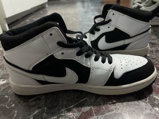 Air Jordan Scarpe Alte Bianche e Nere