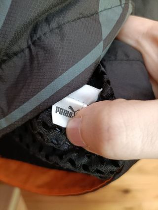 Sudadera Puma Color Negro, Gris y Naranja Talla S.