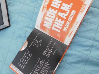 Colección One Direction: Libro y 3 CDs