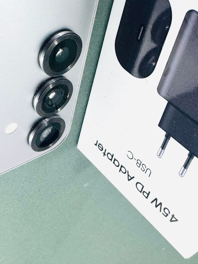 Samsung Galaxy S25 256GB