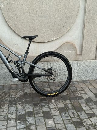 Trek Fuel EXe 9.7 2023 - 1000km precio negociable