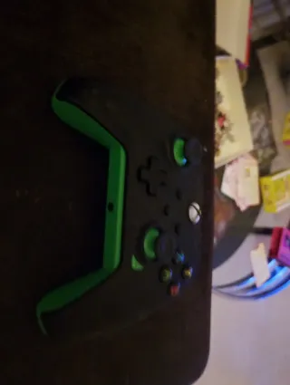 Mando Xbox Series X Negro y Verde