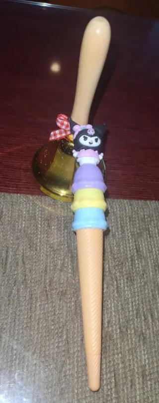Bolígrafo Kuromi con cono de helado