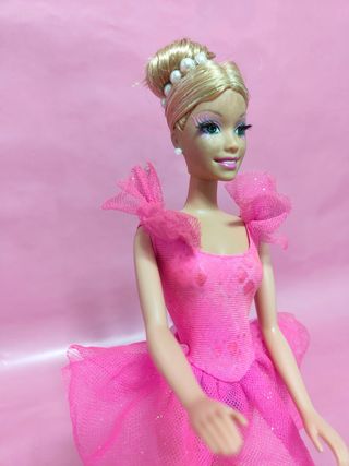 Barbie Ballerina con Ciglia