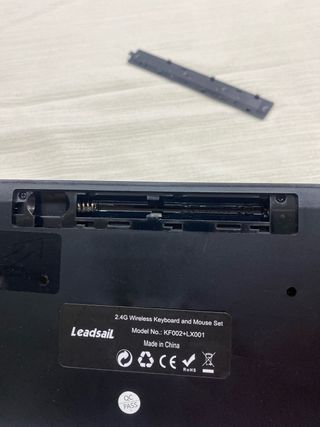 Teclado inalámbrico negro