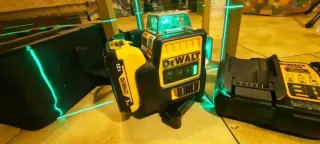 Nivel láser 12 líneas