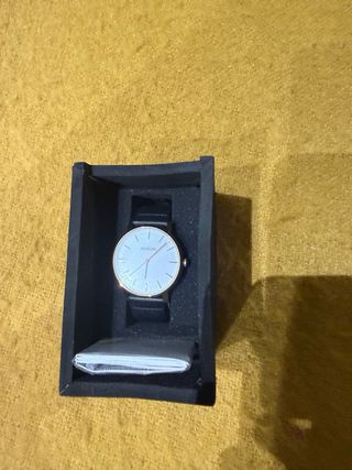 Reloj Nixon Dorado y Blanco