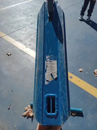 Patinete scooter azul