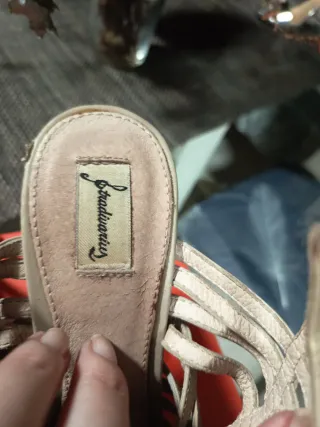 Sandalias de plataforma beige