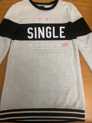 VESTIDO/SUDADERA LARGA “I’M STILL SINGLE”