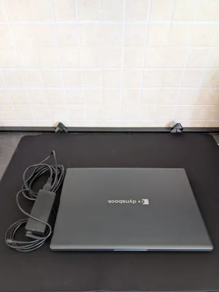 Toshiba Dynabook Satellite Pro i3