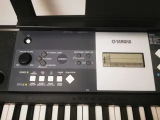 Piano Electrónico