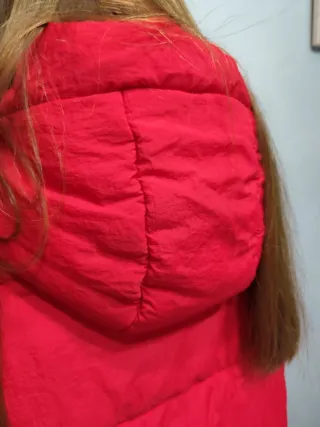 Cazadora acolchada Zara roja