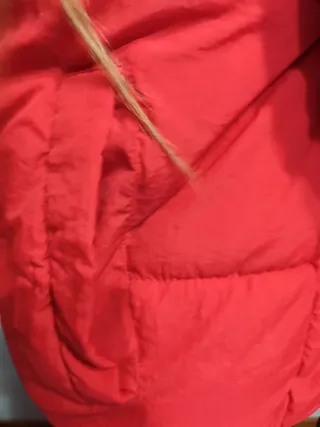 Cazadora acolchada Zara roja