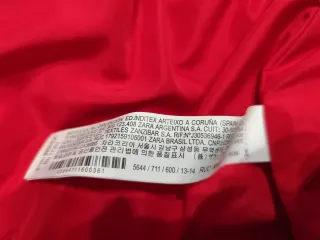 Cazadora acolchada Zara roja