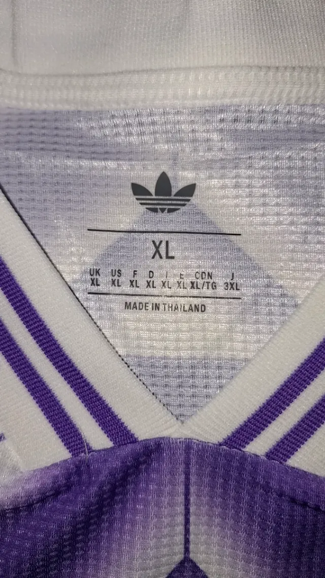 Camiseta Retro Real Madrid Adidas Morada