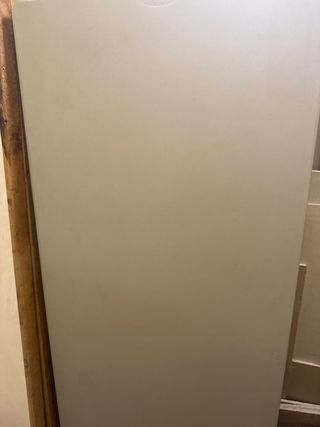 Mesa UMOZ de plástico beige