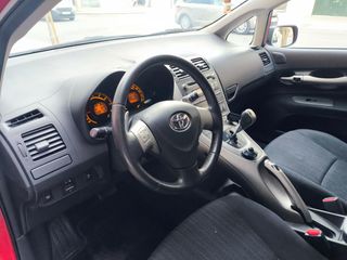TOYOTA Auris 1.6 VVTi AUTOMATICO