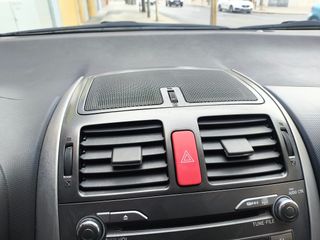 TOYOTA Auris 1.6 VVTi AUTOMATICO