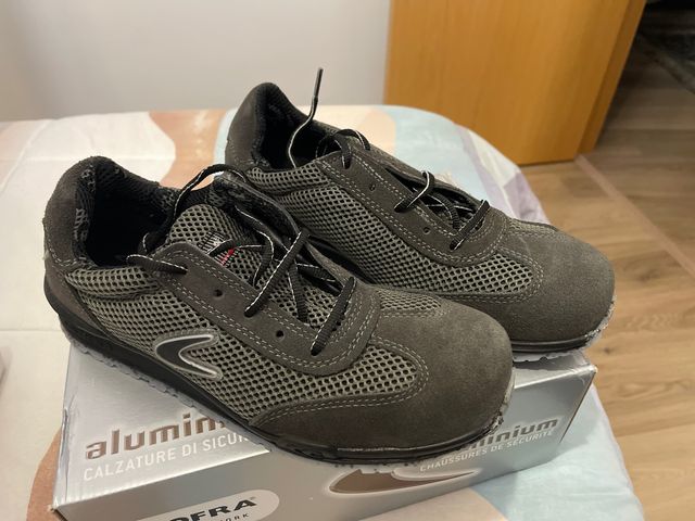 Zapatillas seguridad U-Power grises