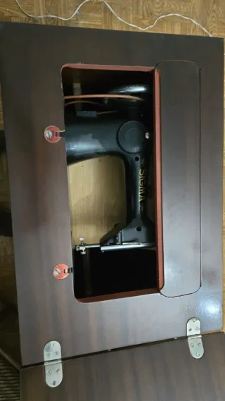 Máquina de coser antigua Sigma