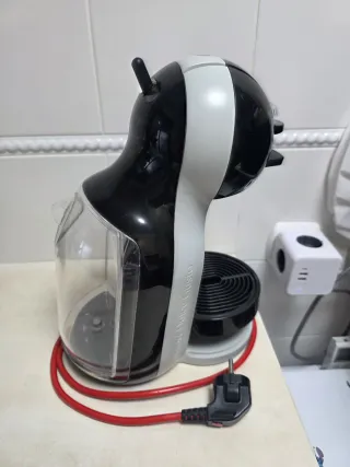 Cafetera Dolce Gusto + Regalo