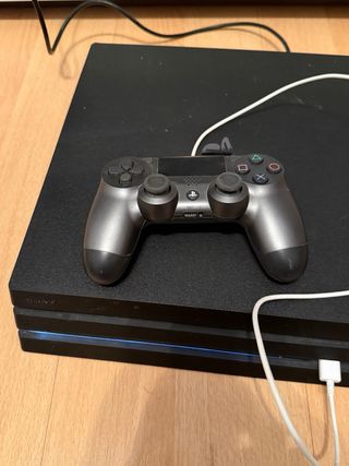PS4 (PlayStation 4) Negra